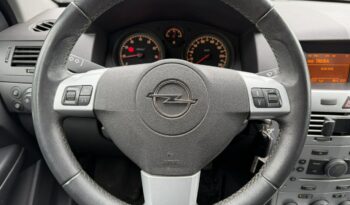 OPEL Astra | FWD (przód) | Manualna | 115 KM | Czarny full
