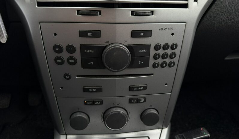 OPEL Astra | FWD (przód) | Manualna | 115 KM | Czarny full