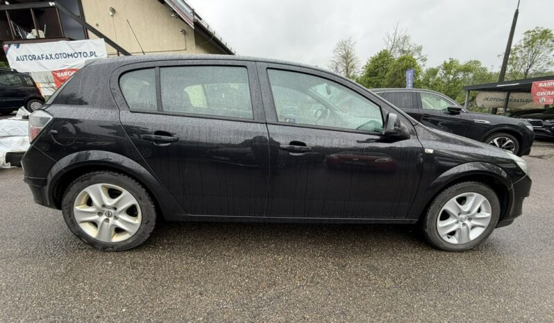 OPEL Astra | FWD (przód) | Manualna | 115 KM | Czarny full