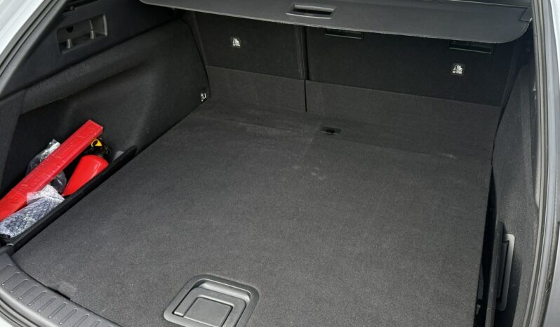 TOYOTA Corolla  | przedni | Automatyczna | 122 KM | Szary full