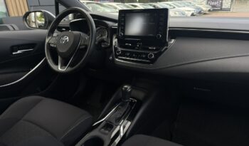 TOYOTA Corolla  | przedni | Automatyczna | 122 KM | Srebrny full