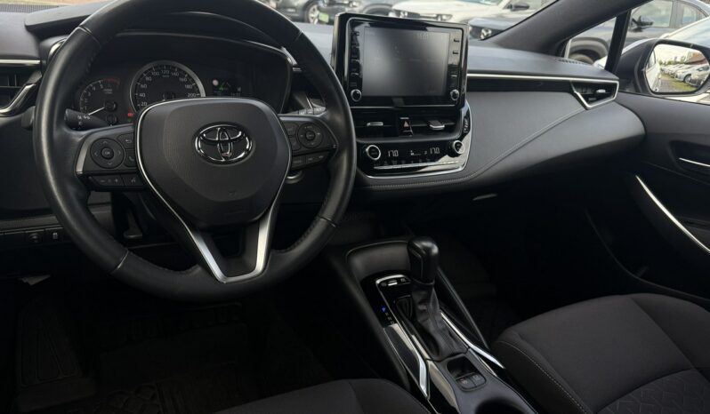TOYOTA Corolla  | przedni | Automatyczna | 122 KM | Srebrny full