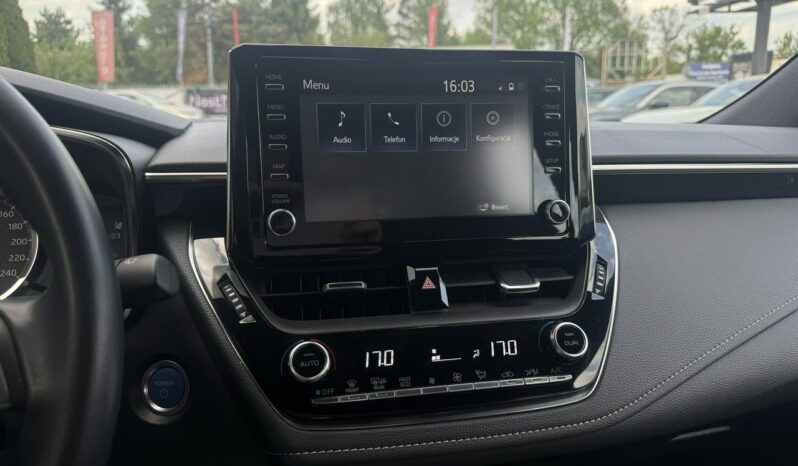 TOYOTA Corolla  | przedni | Automatyczna | 122 KM | Srebrny full