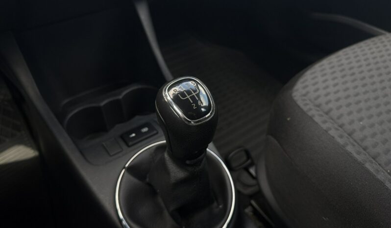 SKODA Fabia  | przedni | Manualna | 75 KM | Srebrny full