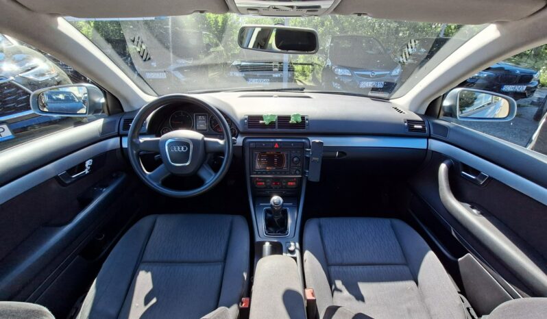 AUDI A4  | FWD (przód) | Manualna | 140 KM | Szary full