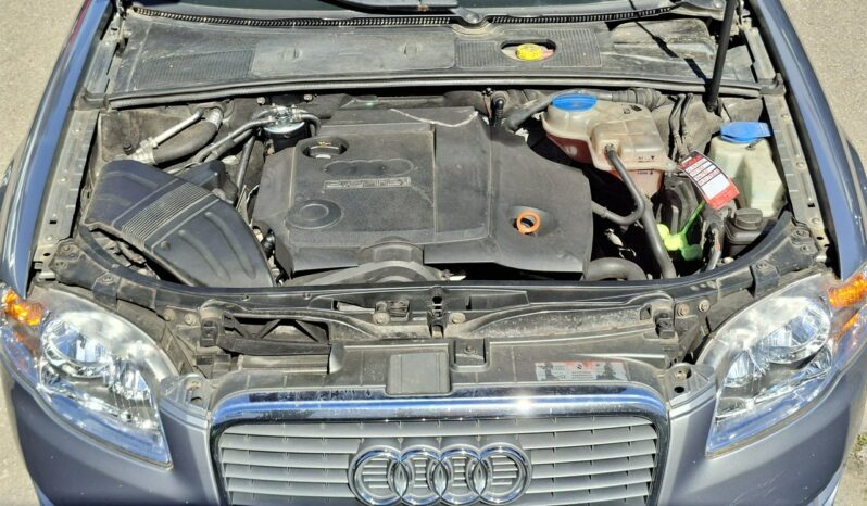 AUDI A4  | FWD (przód) | Manualna | 140 KM | Szary full