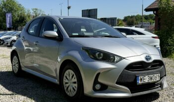 TOYOTA Yaris  | FWD (przód) | Automatyczna B/S | 116 KM | Srebrny full