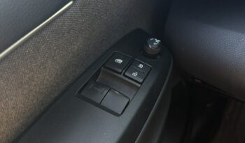 TOYOTA Yaris  | FWD (przód) | Automatyczna B/S | 116 KM | Srebrny full