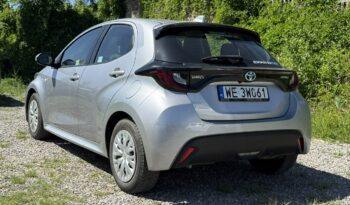 TOYOTA Yaris  | FWD (przód) | Automatyczna B/S | 116 KM | Srebrny full