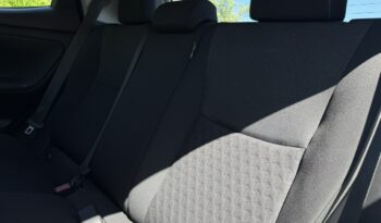 TOYOTA Yaris  | FWD (przód) | Automatyczna B/S | 116 KM | Srebrny full