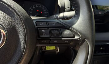 TOYOTA Yaris  | FWD (przód) | Automatyczna B/S | 116 KM | Srebrny full