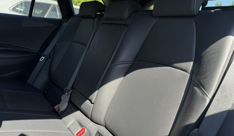 TOYOTA Corolla  | przedni | automatyczna_bezstopniowa | 184 KM | Srebrny full