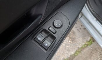 FIAT Punto  | FWD (przód) | Automatyczna | 77 KM | Szary full