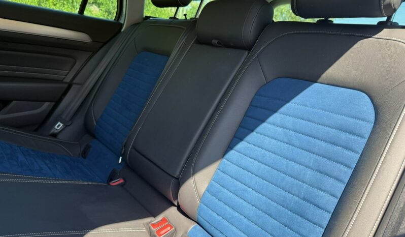 VOLKSWAGEN Passat  | przedni | Automatyczna | 150 KM | Srebrny full