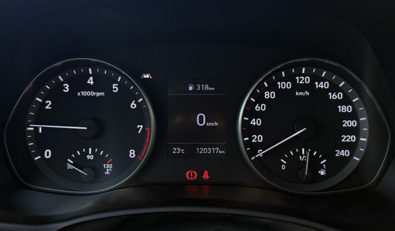 HYUNDAI I30  | przedni | Manualna | 120 KM | Srebrny full