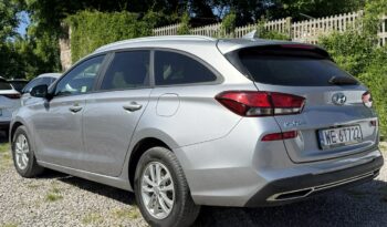 HYUNDAI I30  | przedni | Manualna | 120 KM | Srebrny full