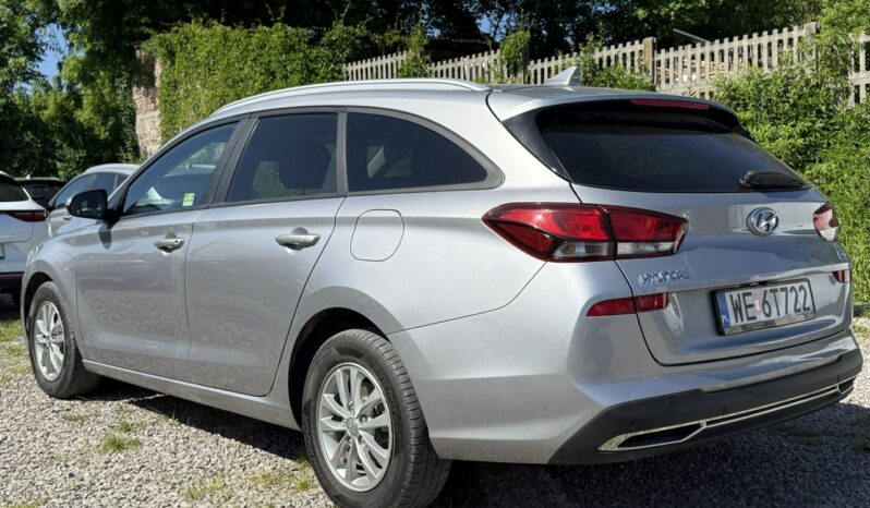 HYUNDAI I30  | przedni | Manualna | 120 KM | Srebrny full
