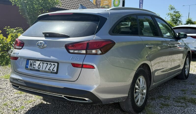 HYUNDAI I30  | przedni | Manualna | 120 KM | Srebrny full