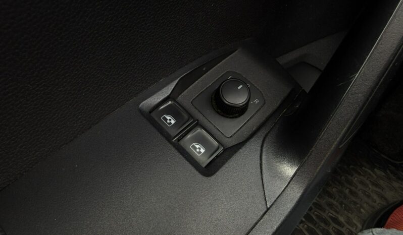 SEAT Ibiza  | przedni | Manualna | 80 KM | bialy full