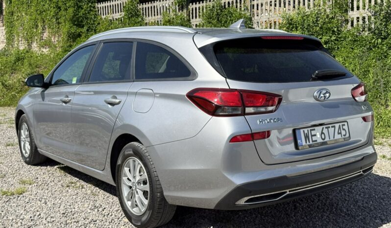 HYUNDAI I30  | przedni | Manualna | 120 KM | Srebrny full
