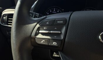 HYUNDAI I30  | przedni | Manualna | 120 KM | Srebrny full