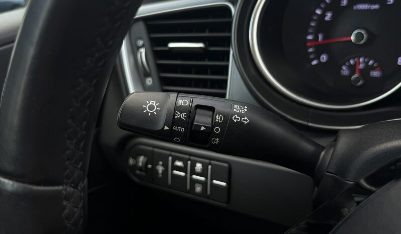 KIA XCeed  | przedni | Automatyczna | 160 KM | bialy full