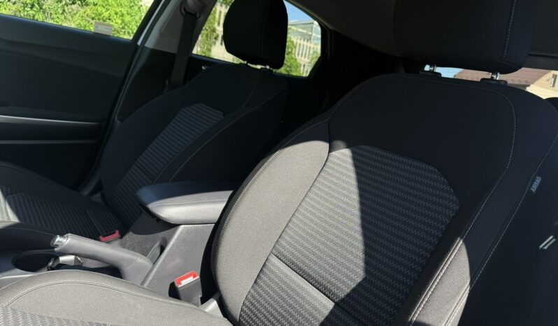KIA XCeed  | przedni | Automatyczna | 160 KM | bialy full