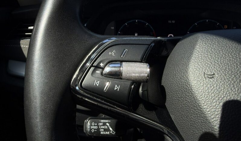 SKODA Octavia  | przedni | Manualna | 150 KM | Niebieski full