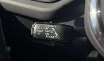 SKODA Octavia  | przedni | Manualna | 150 KM | Niebieski full
