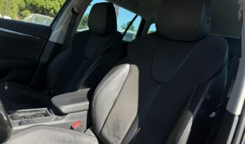 SKODA Octavia  | przedni | Manualna | 150 KM | Niebieski full
