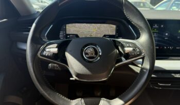 SKODA Octavia  | przedni | Manualna | 150 KM | Niebieski full