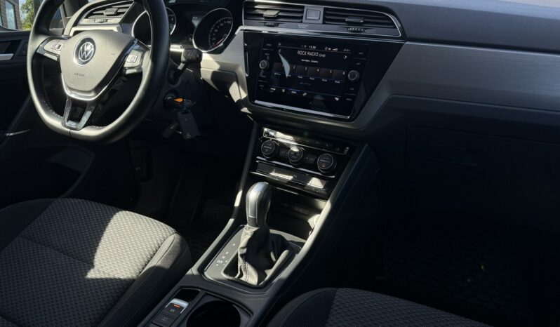 VOLKSWAGEN Touran  | przedni | Automatyczna | 150 KM | Niebieski full