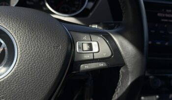 VOLKSWAGEN Touran  | przedni | Automatyczna | 150 KM | Niebieski full