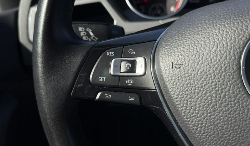 VOLKSWAGEN Touran  | przedni | Automatyczna | 150 KM | Niebieski full