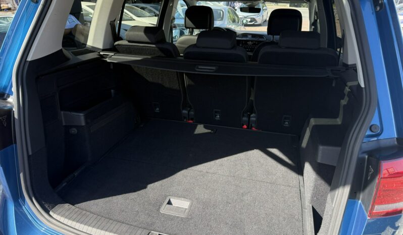VOLKSWAGEN Touran  | przedni | Automatyczna | 150 KM | Niebieski full