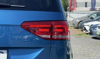 VOLKSWAGEN Touran  | przedni | Automatyczna | 150 KM | Niebieski full