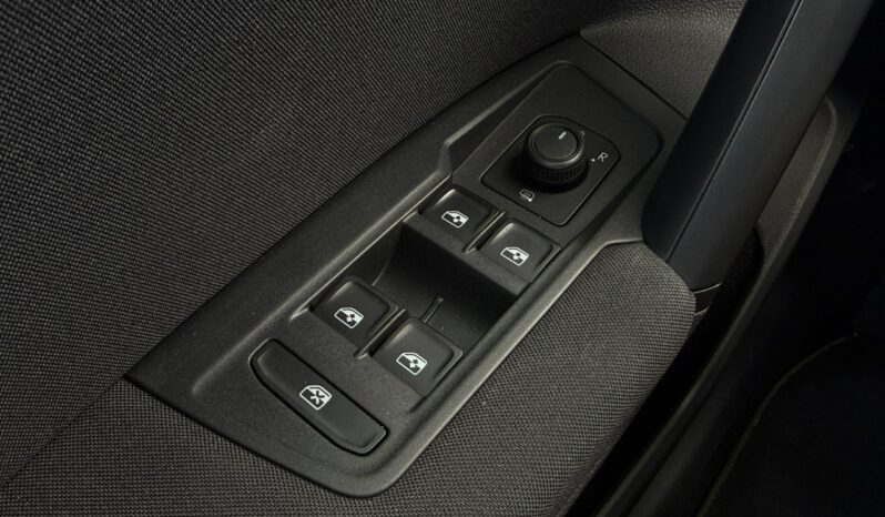 VOLKSWAGEN Tiguan  | przedni | Manualna | 150 KM | Szary full