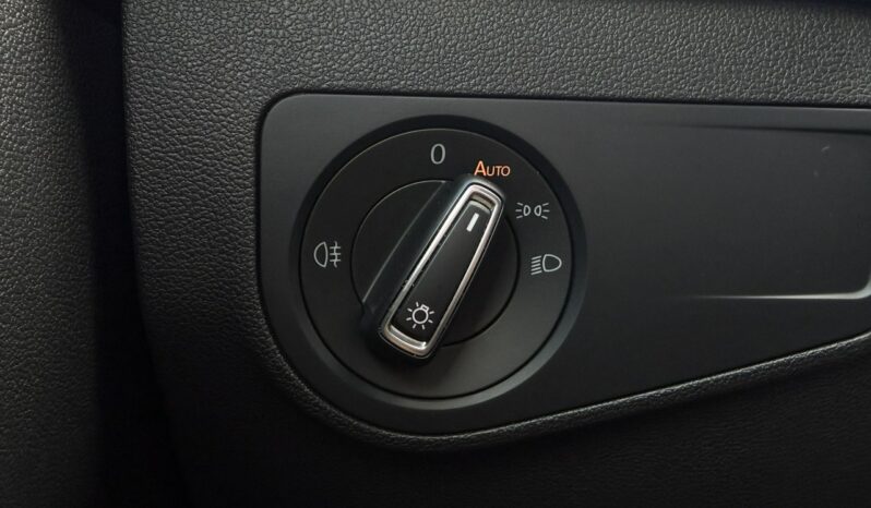 VOLKSWAGEN Tiguan  | przedni | Manualna | 150 KM | Szary full