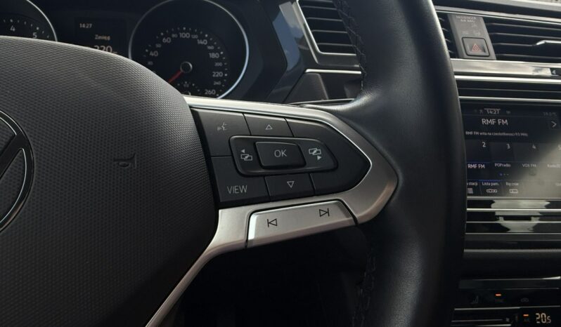VOLKSWAGEN Tiguan  | przedni | Manualna | 150 KM | Szary full