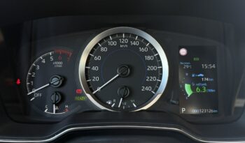 TOYOTA Corolla  | przedni | Automatyczna | 122 KM | Srebrny full