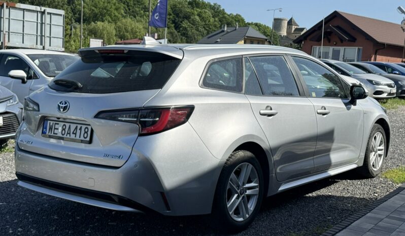 TOYOTA Corolla  | przedni | Automatyczna | 122 KM | Srebrny full