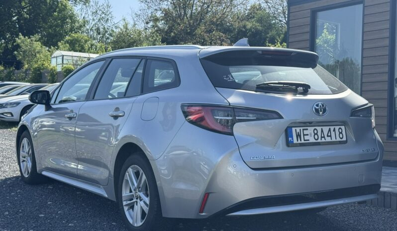 TOYOTA Corolla  | przedni | Automatyczna | 122 KM | Srebrny full