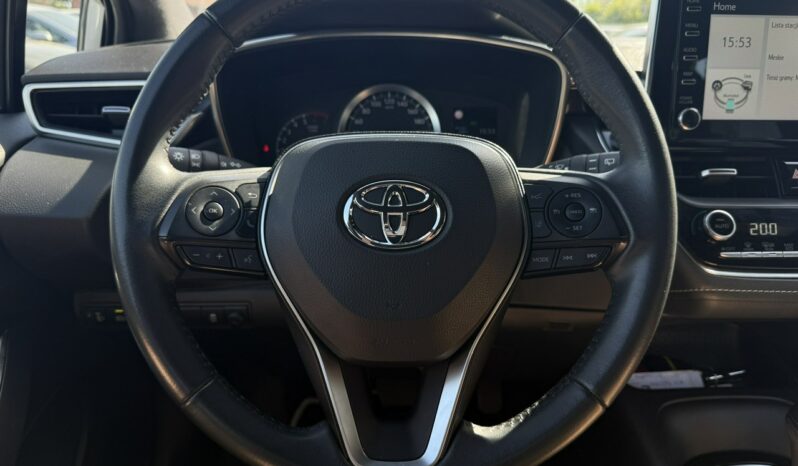 TOYOTA Corolla  | przedni | Automatyczna | 122 KM | Srebrny full