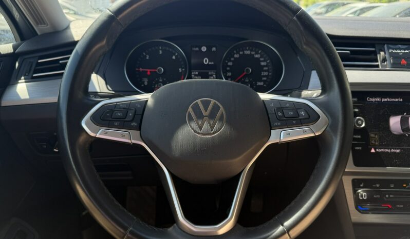 VOLKSWAGEN Passat  | przedni | Manualna | 150 KM | Srebrny full
