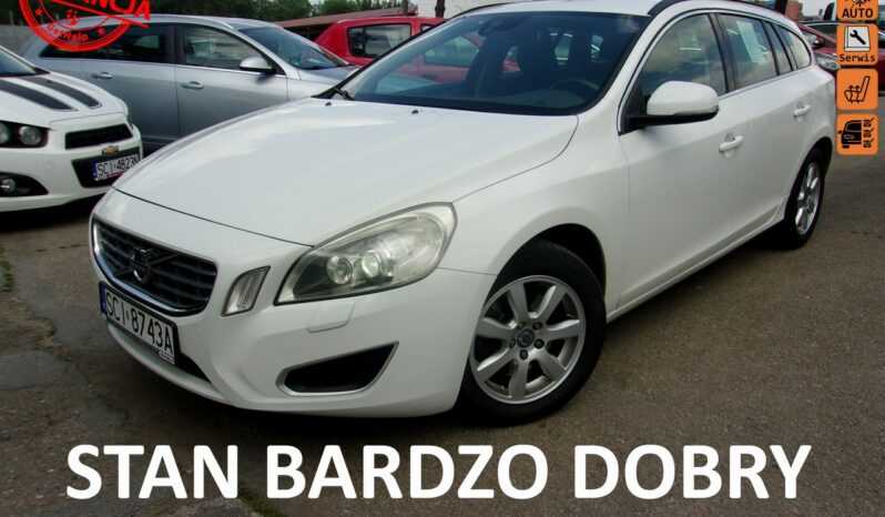Volvo V60  | Fwd (Przód) | Manualna | 136 Km | Bialy