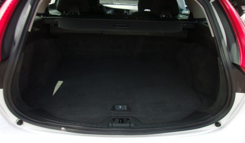VOLVO V60  | FWD (przód) | Manualna | 136 KM | bialy full