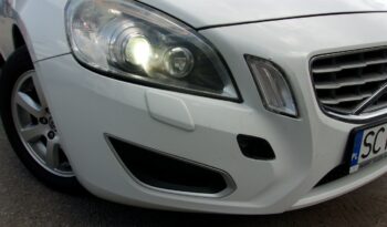 VOLVO V60  | FWD (przód) | Manualna | 136 KM | bialy full