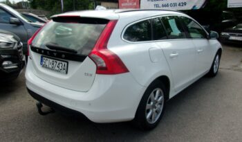 VOLVO V60  | FWD (przód) | Manualna | 136 KM | bialy full