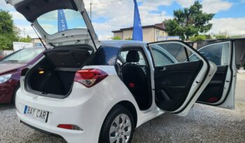 HYUNDAI i20  | przedni | Manualna | 85 KM | bialy full
