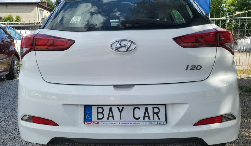 HYUNDAI i20  | przedni | Manualna | 85 KM | bialy full